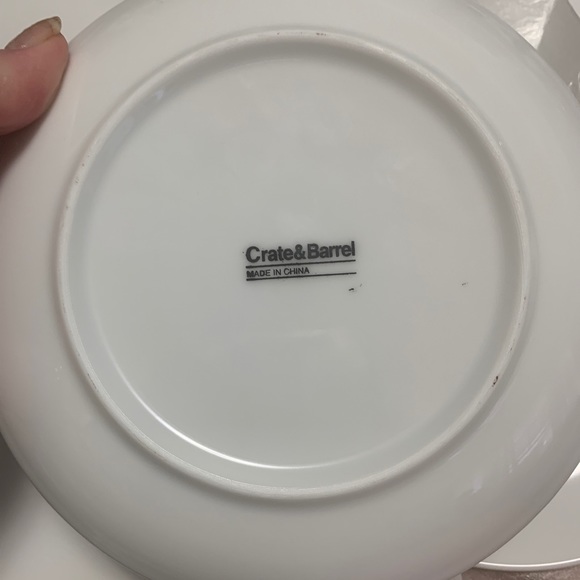 Crate & Barrel 7” dessert, salad or bread plate 12pc used 2x in new condition - Picture 2 of 3